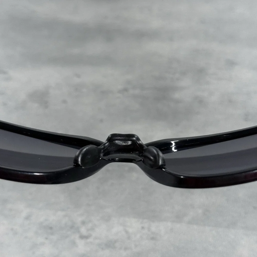 Oakley some cosmetic